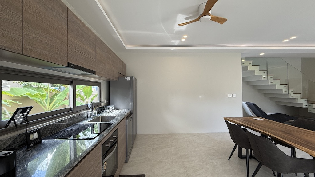 Koh Samui Properties Maenam Kitchen