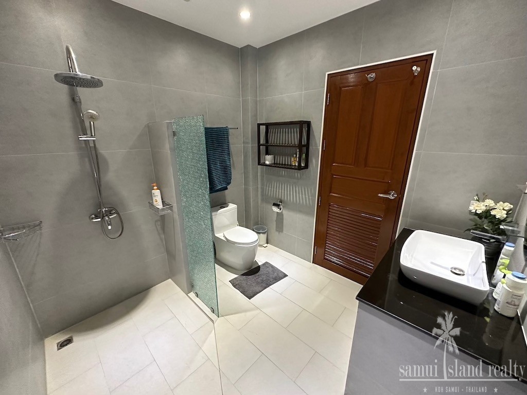 Koh Samui Property Bang Rak Shower