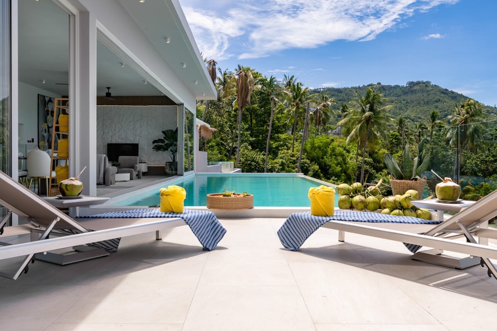 Koh Samui Property Beside Chaweng Noi Beach Sun Terrace