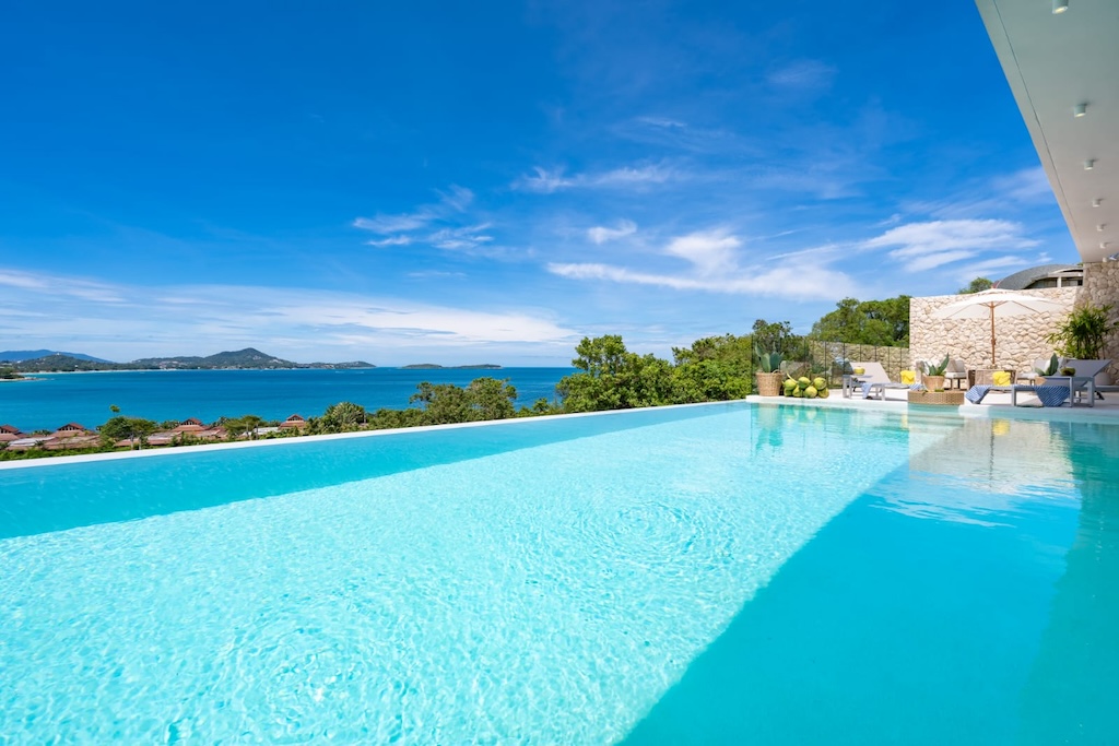 Koh Samui Property Beside Chaweng Noi Beach Pool