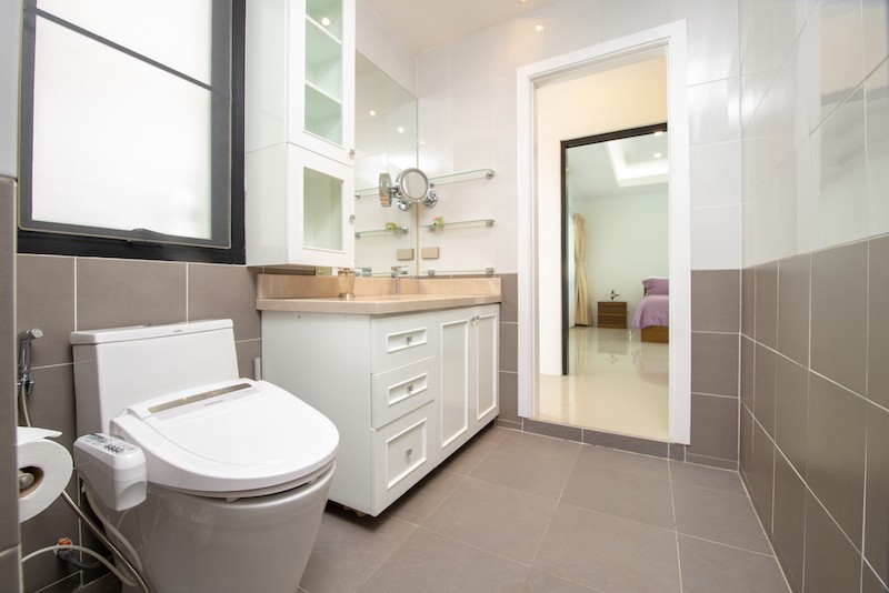 Bathroom 2