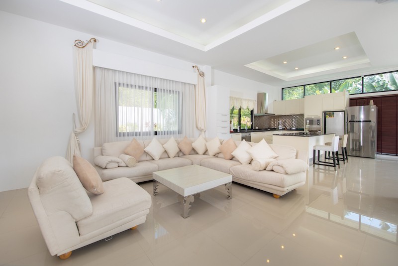 Living Lounge