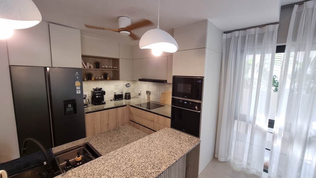 Koh Samui Property For Sale At Tongson Bay Villas Kitchen