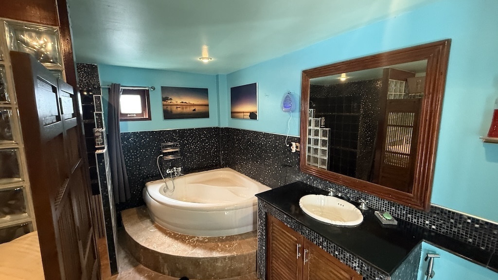 Koh Samui Property For Sale In Bang Po Bathroom