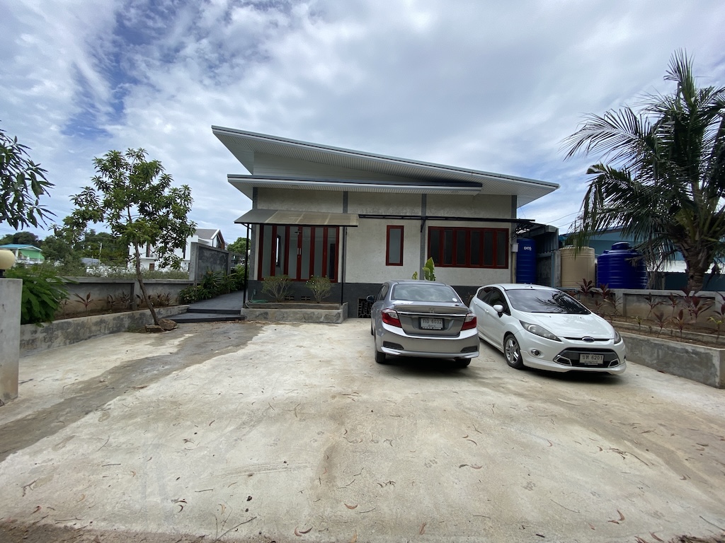 Koh Samui Property For Sale In Bangrak Parking