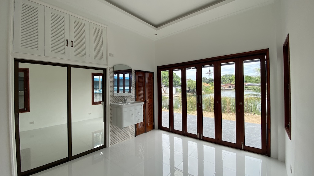 Koh Samui Property For Sale In Bangrak Bedroom