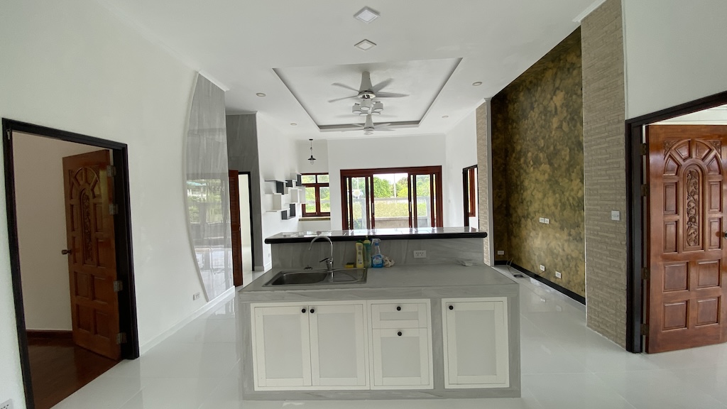 Koh Samui Property For Sale In Bangrak Kitchen