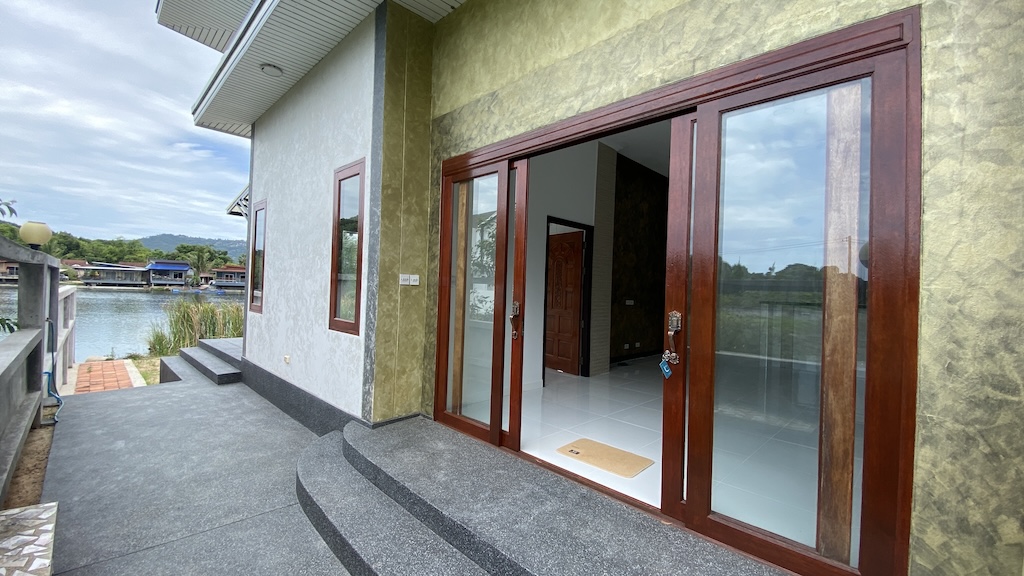 Koh Samui Property For Sale In Bangrak Entrance