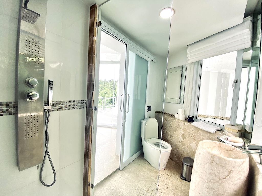 Koh Samui Property For Sale In Chaweng Noi Bathroom