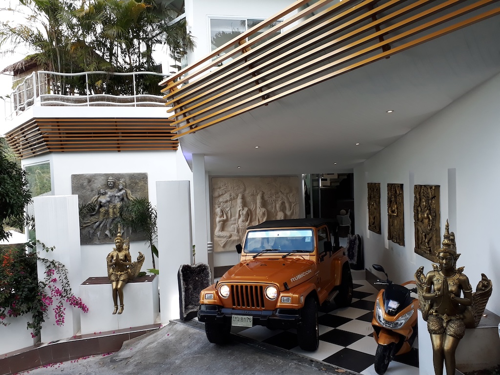 Koh Samui Property For Sale In Chaweng Noi Parking