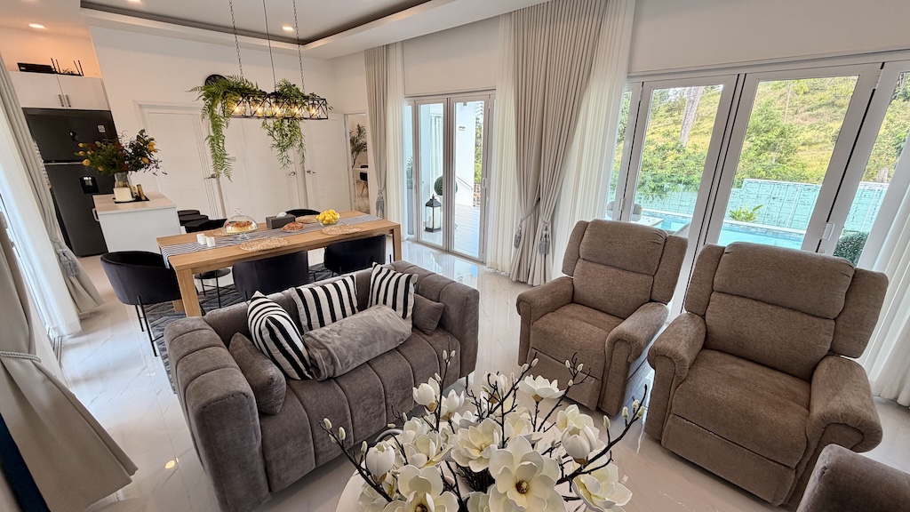 Koh Samui Property For Sale In Plai Laem Living Area