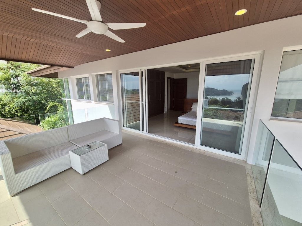 Koh Samui Property In Horizon Villas Covered Seating