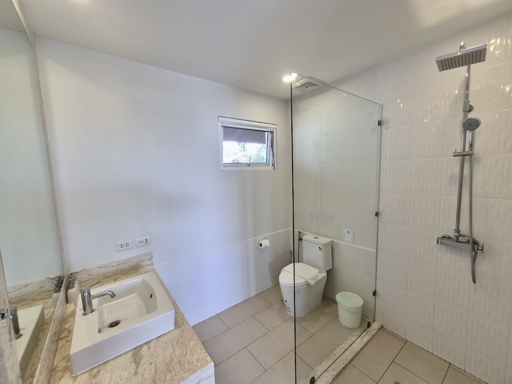 Koh Samui Property In Horizon Villas Bathroom