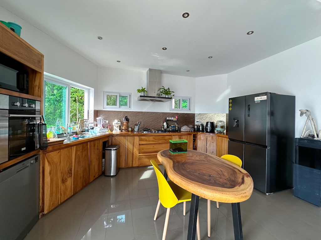 Koh Samui Sea View Lipa Noi Villa Kitchen