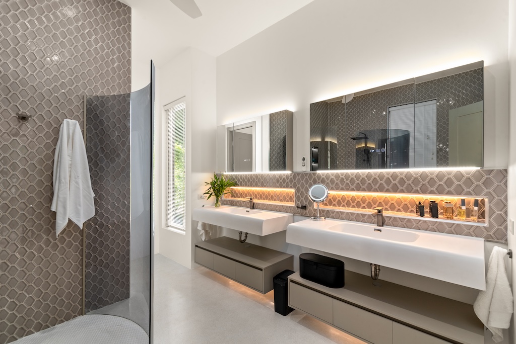 Koh Samui Sea View Property In Bophut Bathroom