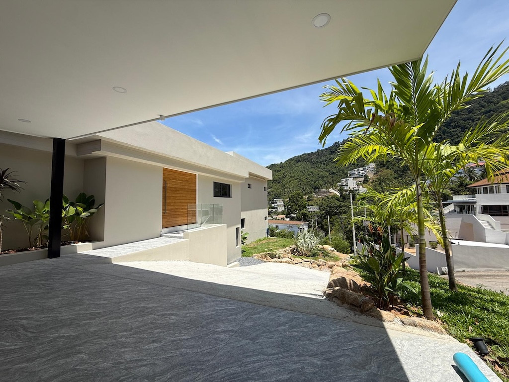 Koh Samui Sea View Property In Chaweng Parking