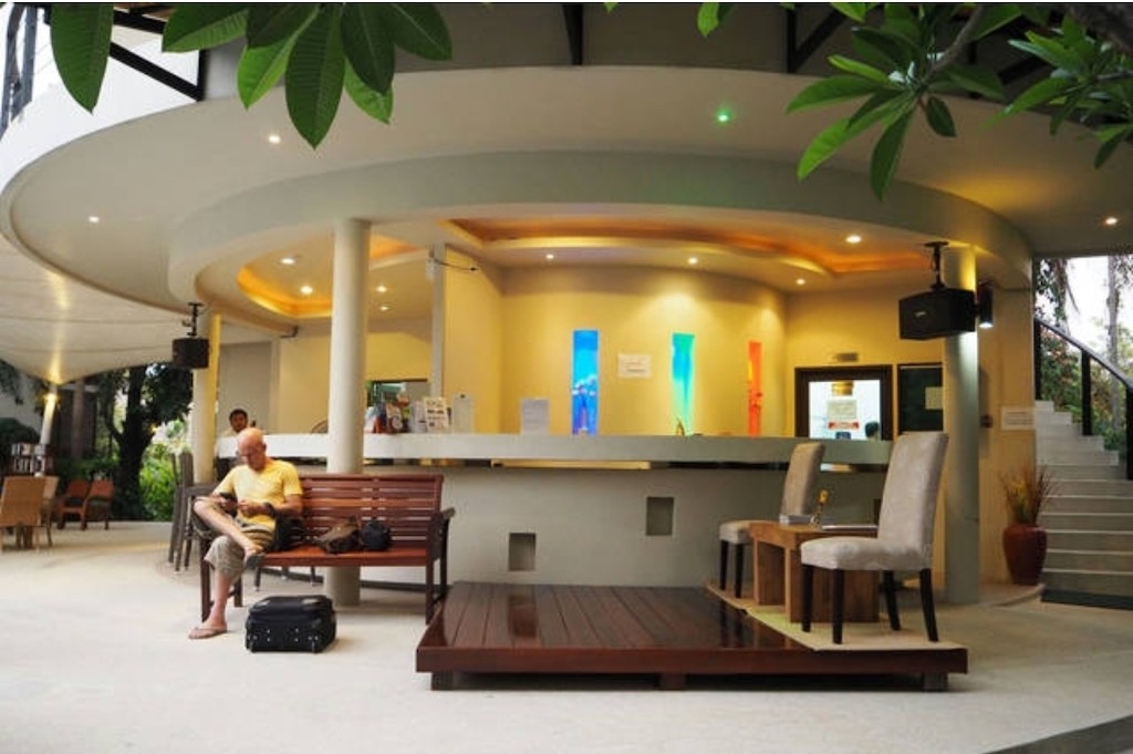 Koh Samui Studio Apartment Bar