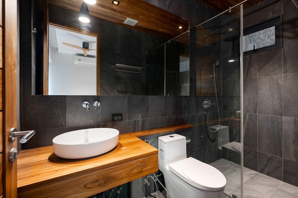 Koh Samui Sunset Villa Bathroom