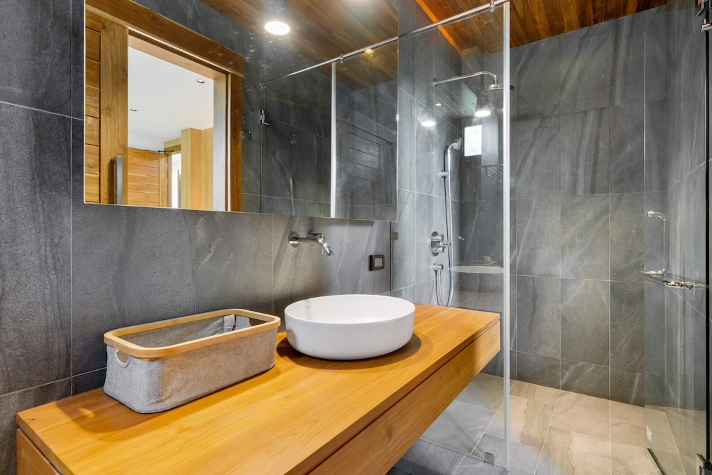 Koh Samui Sunset Villa Bathroom
