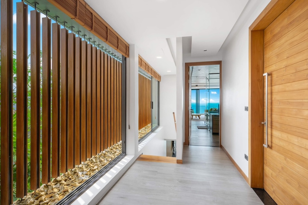 Koh Samui Sunset Villa Hallway
