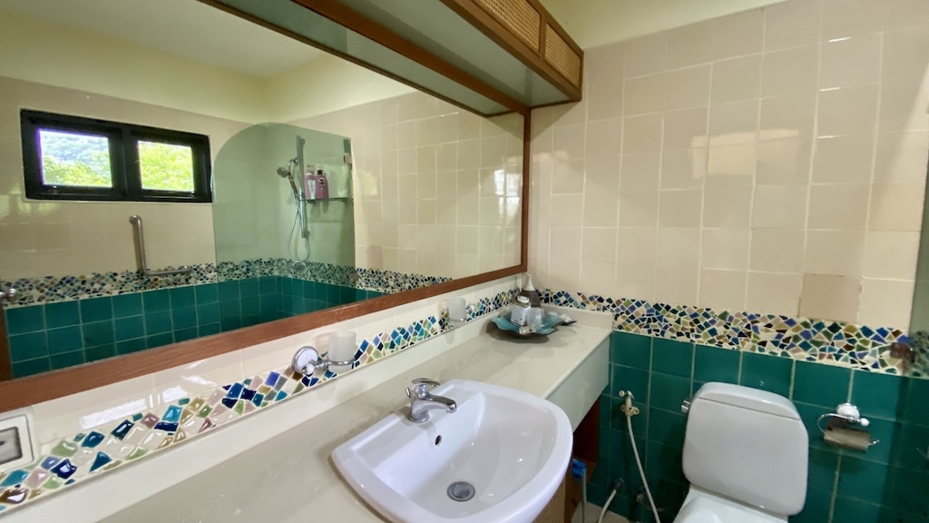 Koh Samui Thai Style Property For Sale Bathroom