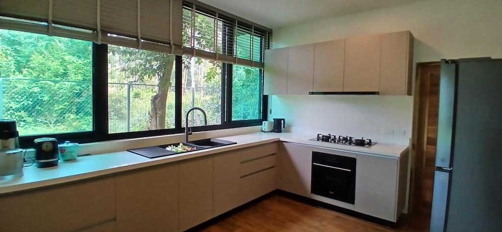Koh Samui Tongkrut Property Kitchen