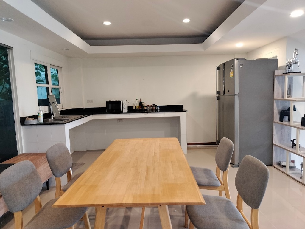 Koh Samui Townhouse Chaweng Dining