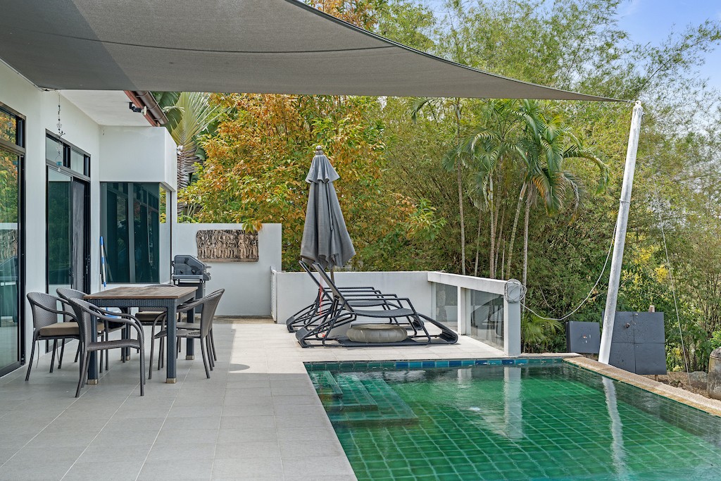 Koh Samui Two Villa Property Sun Loungers