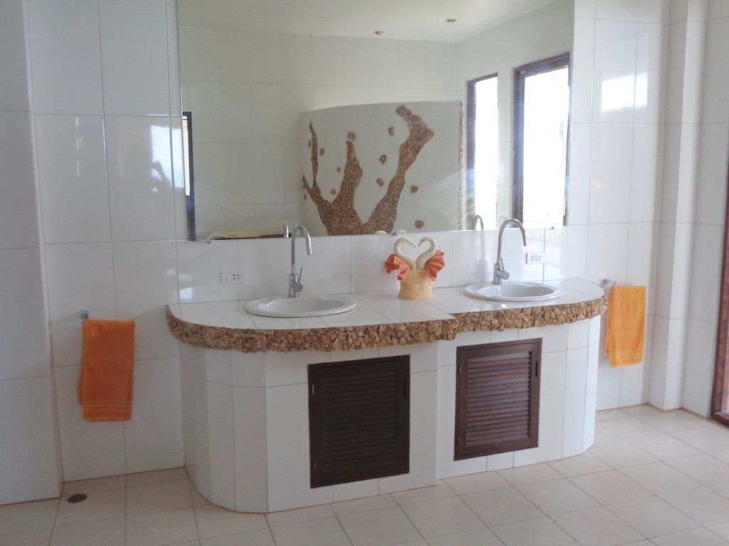 Koh Samui Two Villa Property For Sale Bathroom