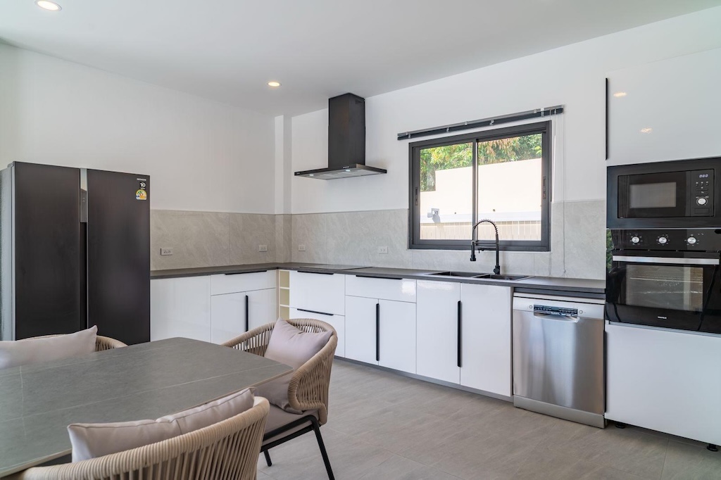 Koh Samui Villa For Longterm Rent In Bophut Kitchen