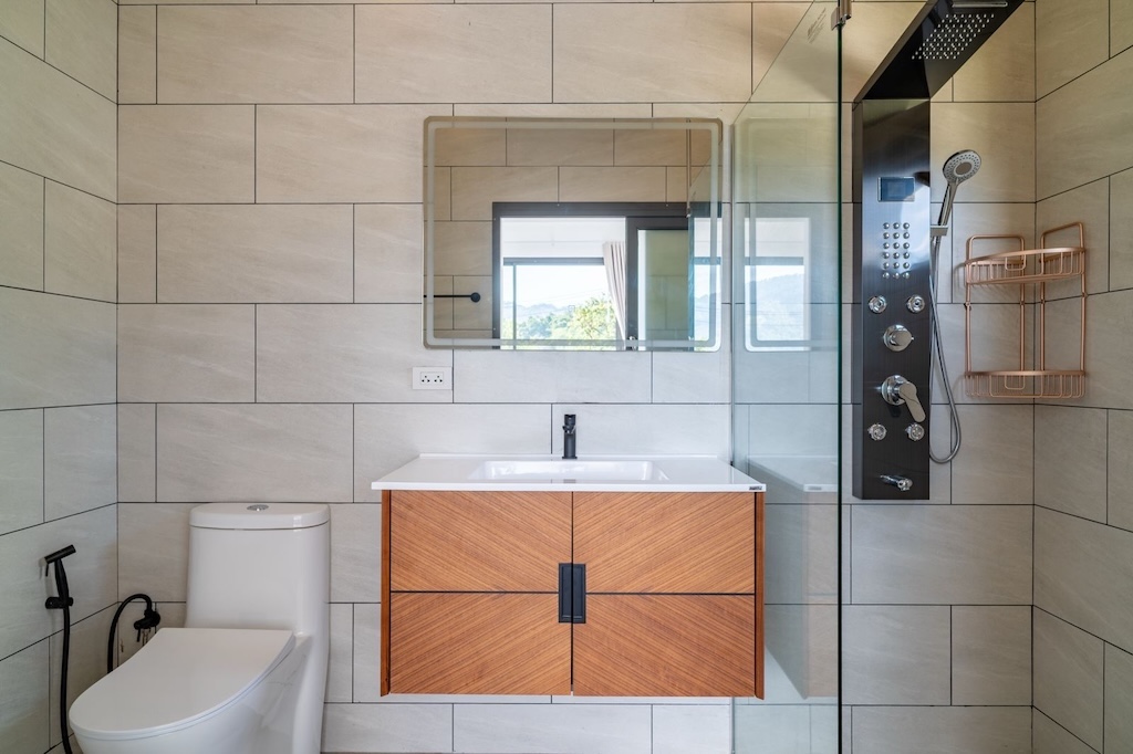 Koh Samui Villa For Longterm Rent In Bophut Bathroom
