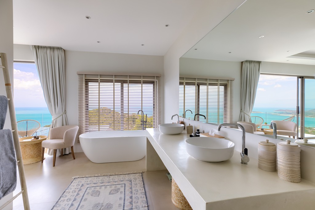 Koh Samui Villa For Rent Master Bathroom