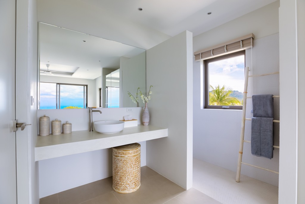 Koh Samui Villa For Rent Bathroom