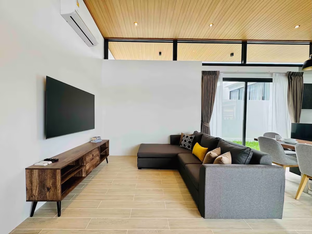 Koh Samui Villa For Sale In Bangrak Lounge
