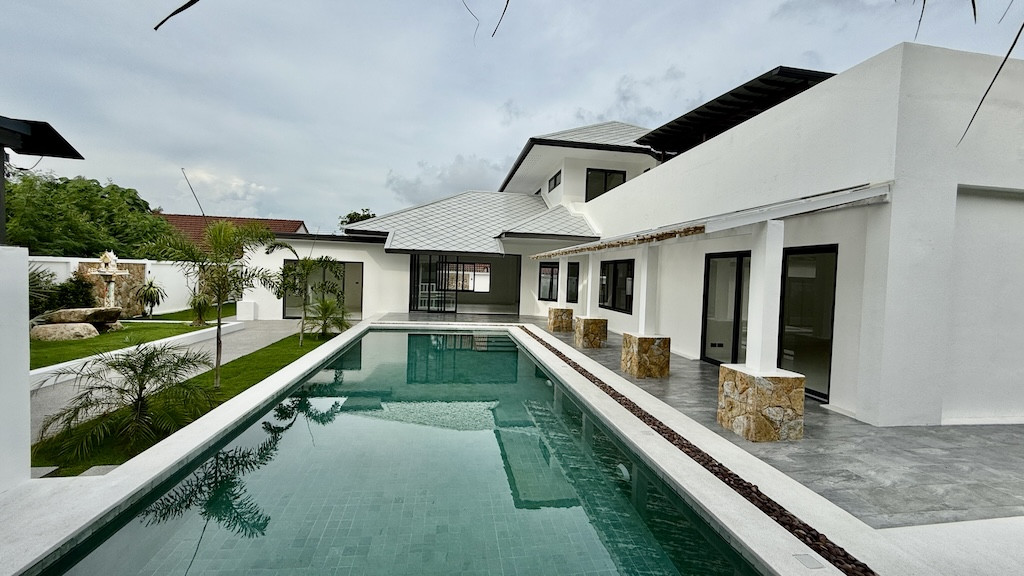 Koh Samui Villa In Bangrak Pool