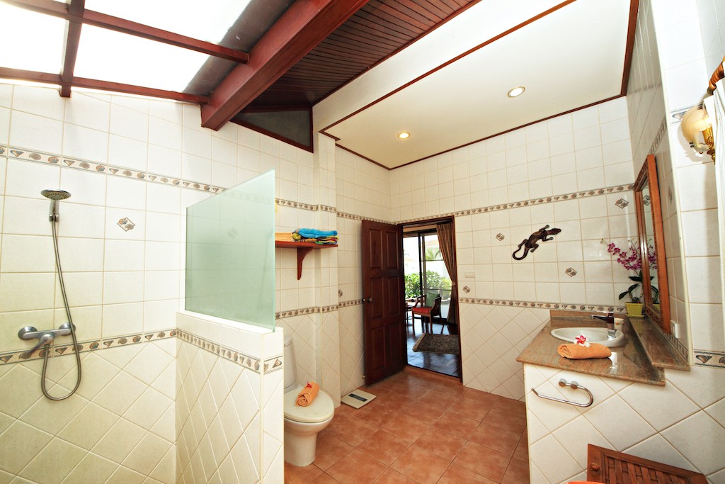Koh Samui Villa Rental Shower