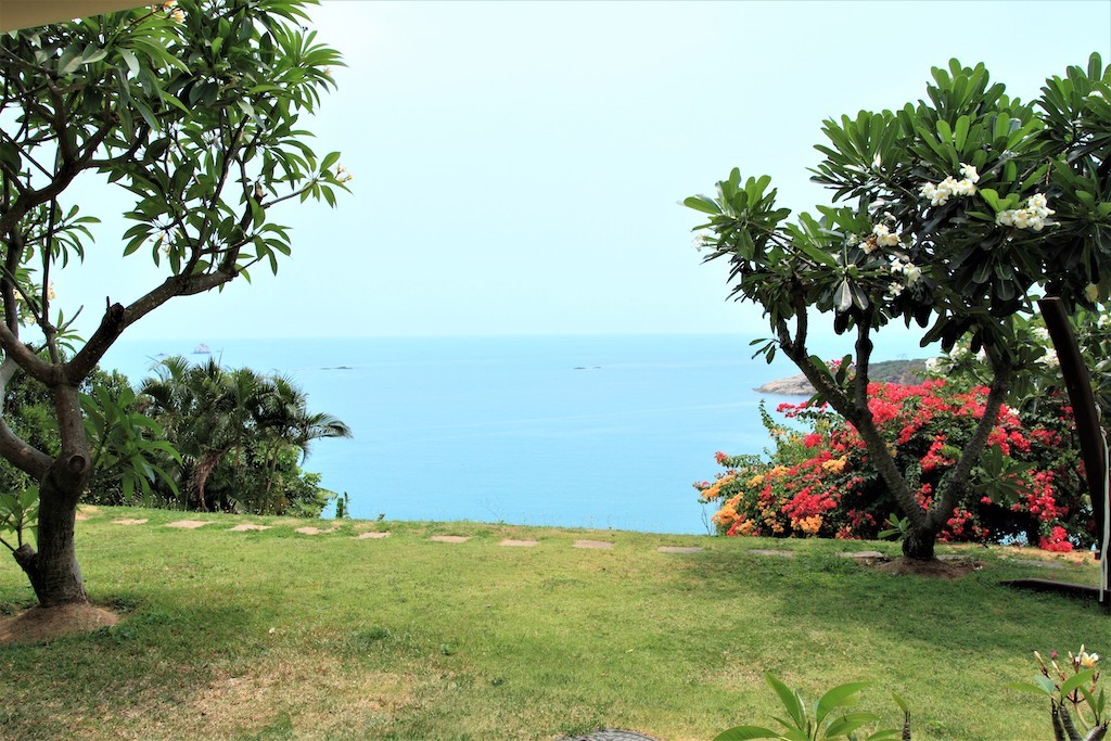 Koh Samui Villa Rental Garden