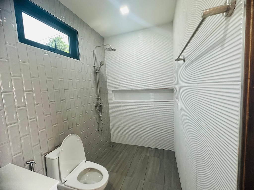 Koh Samui Villas For Sale In Ban Tai Bathroom
