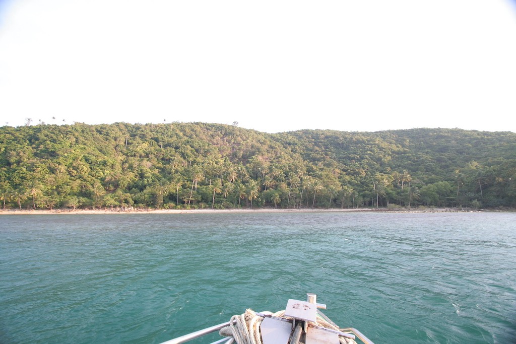 Koh Taen Beachfront Land 3