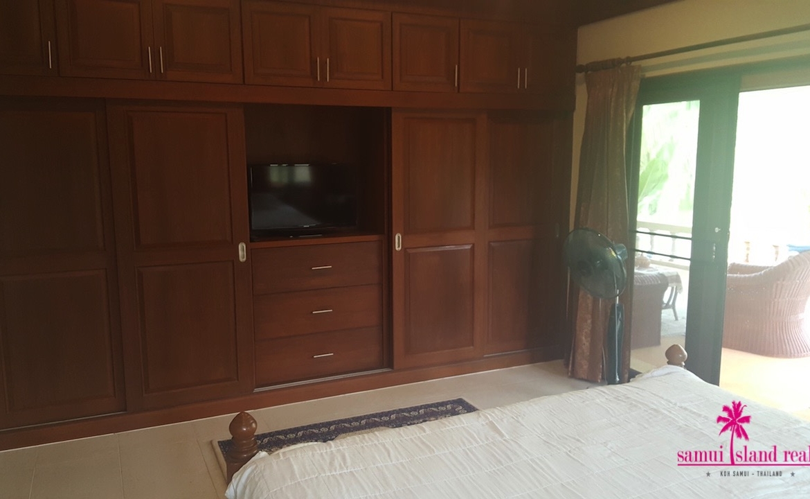 Koh Samui Beachside Villa For Sale Master Bedroom