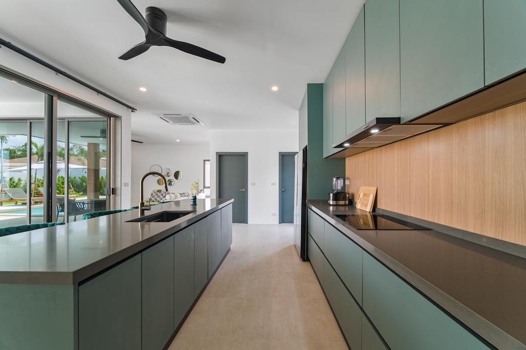 Lamai 3 bedroom Pool Villa For Sale Kitchen