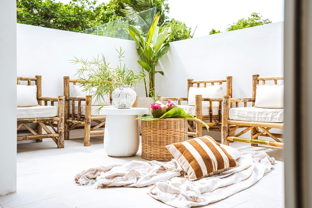 Lamai Modern Sea View Villa Seating