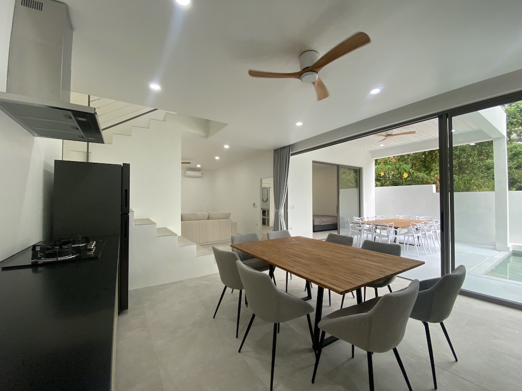 Lamai Modern Villa Kitchen Dining