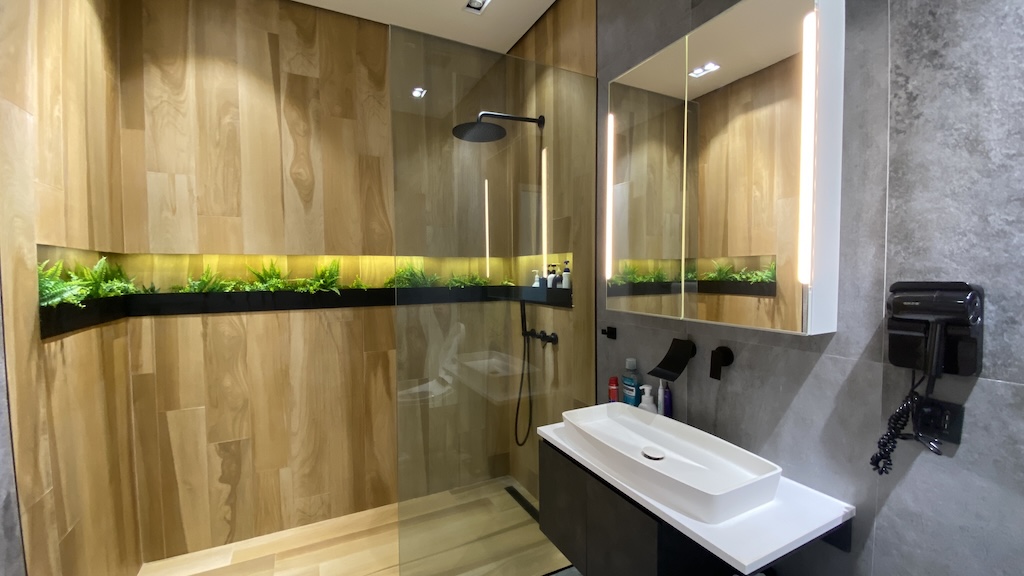 Lamai Modern Villa For Sale Bathroom