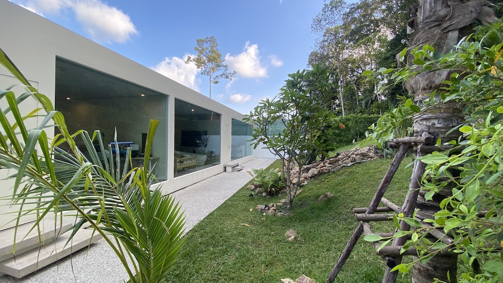 Lamai Modern Villa For Sale Villa Rear