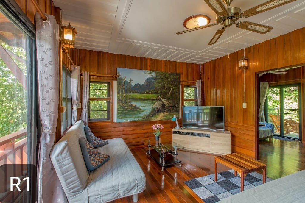 Lamai Pool Villa Bedroom Lounge