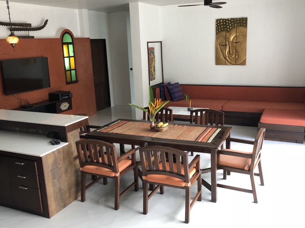 Lamai Pool Villa For Sale Dining Table