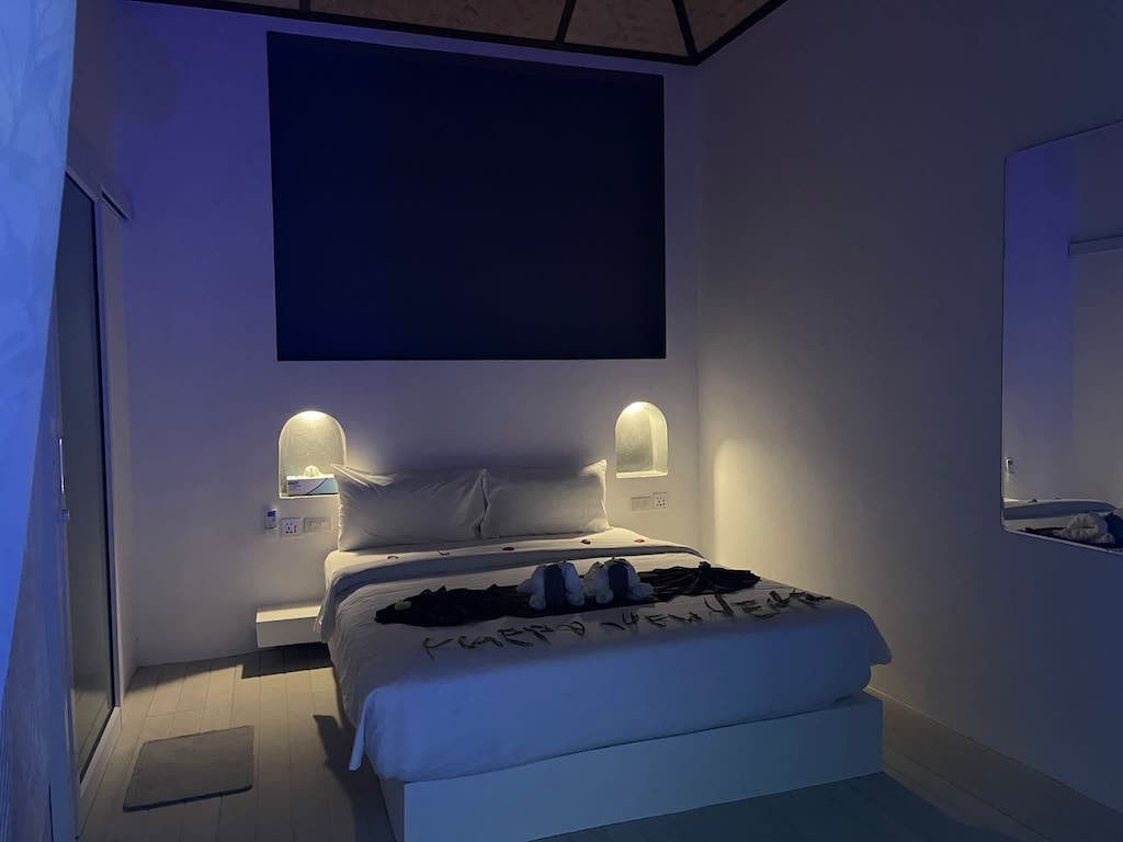 Lamai Villa Samui Bedroom At Night