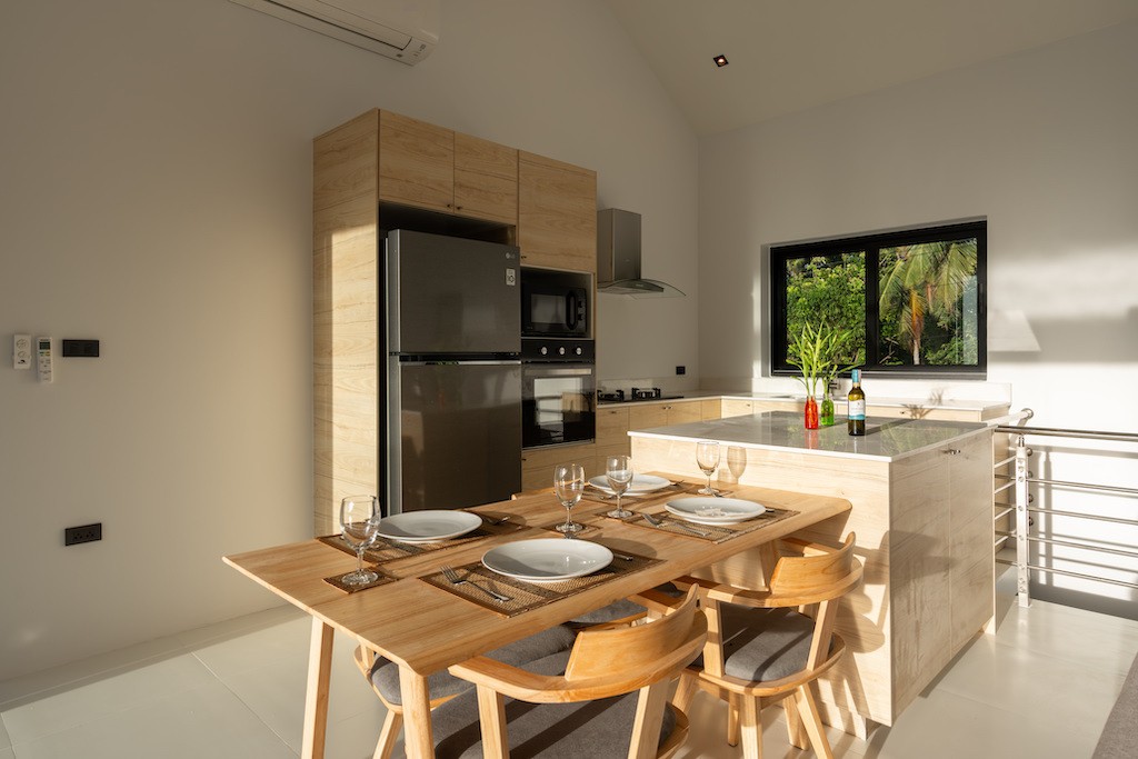 Lamai Villas For Sale Samui Dining Area