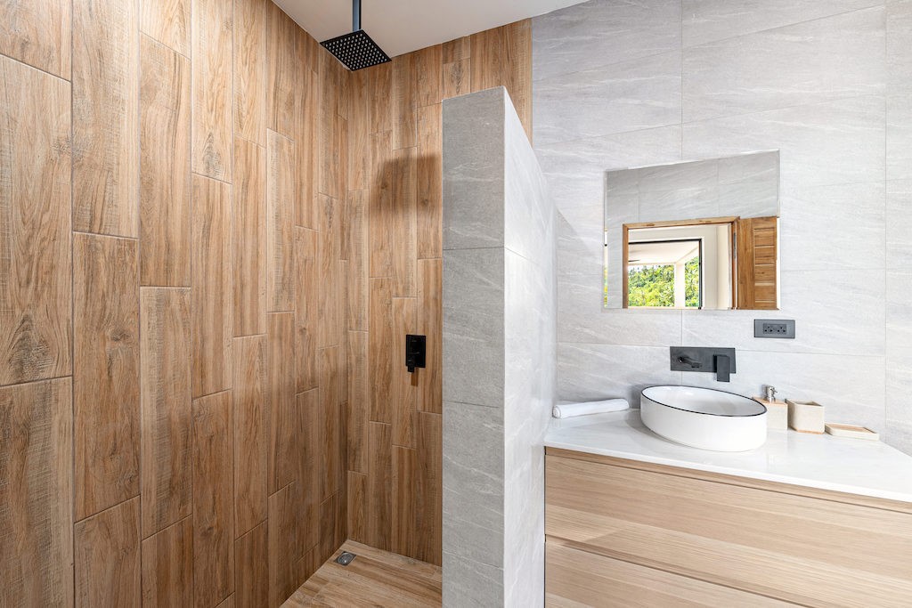 Lamai Villas For Sale Samui Shower